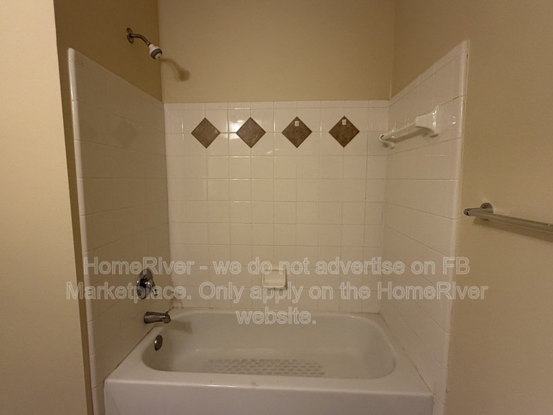 Pet Friendly | screened Porch | LVP Flooring | In-unit W/D | Comm Pool property image