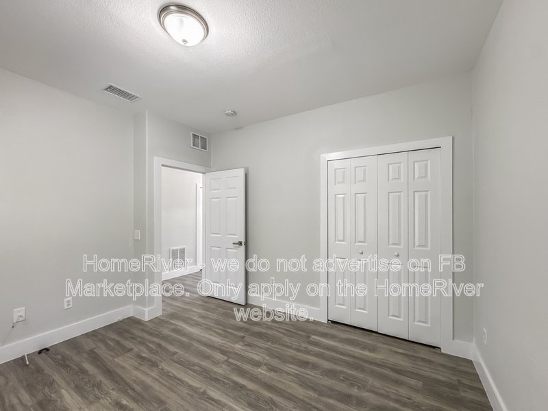 Available Now| Attached Garage | Pets Welcome property image