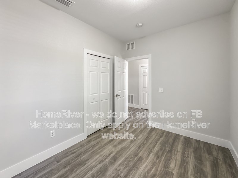 Available Now| Attached Garage | Pets Welcome property image