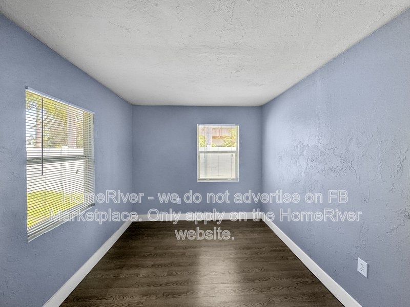 Renovated 2BR w/ Screened Lanai - Pet Friendly property image