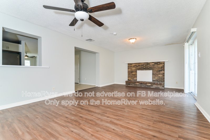 Coming Soon | Pets Welcome | 3 Beds | Covered Front Porch property image