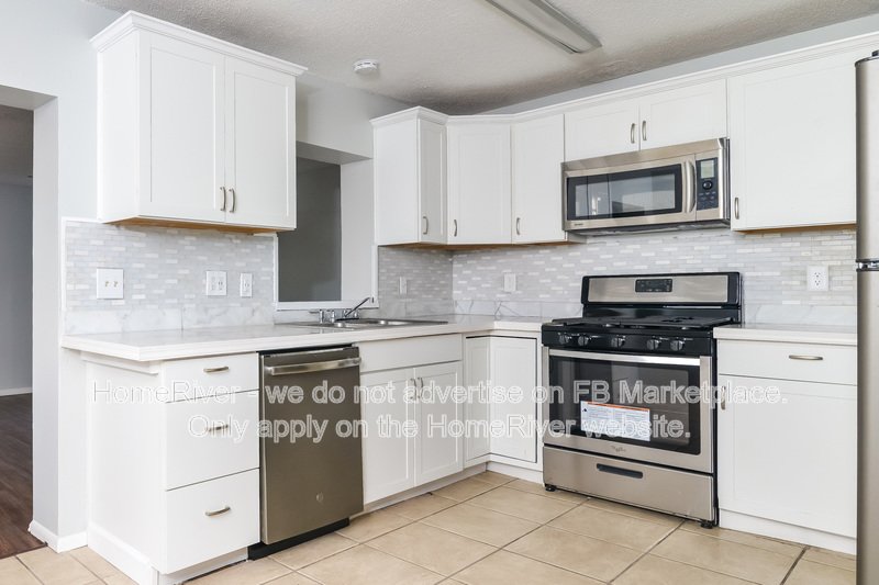 Coming Soon | Pets Welcome | 3 Beds | Covered Front Porch property image