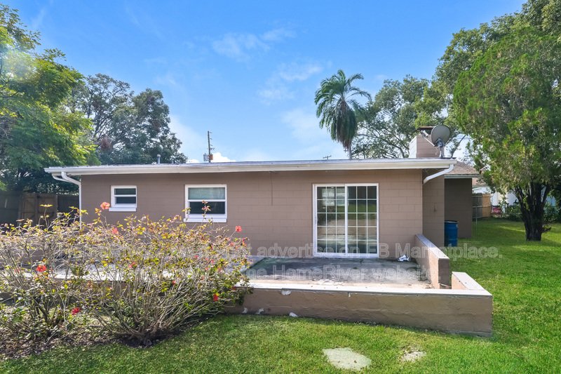 Coming Soon | Pets Welcome | 3 Beds | Covered Front Porch property image