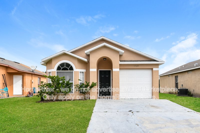 Available Now | Pets Welcome | Covered Front Porch | 3 Beds property image