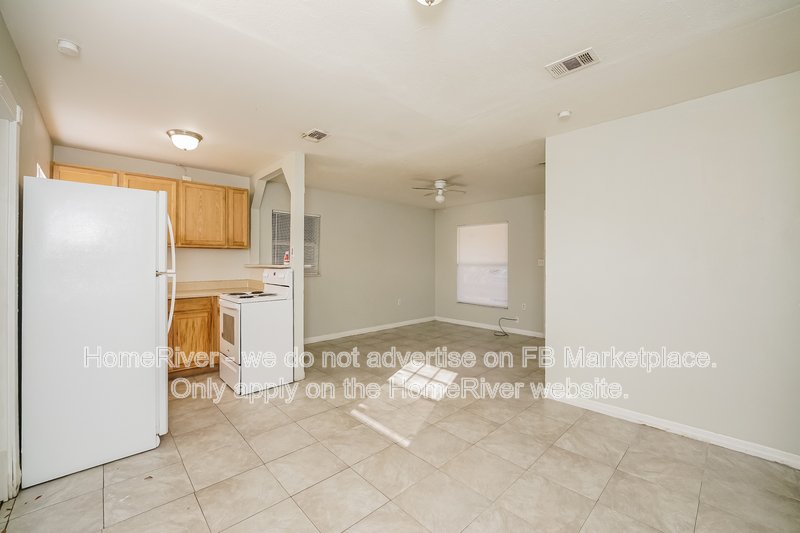 Coming Soon: 3 Beds | Pets Welcome | 1 Car Garage property image