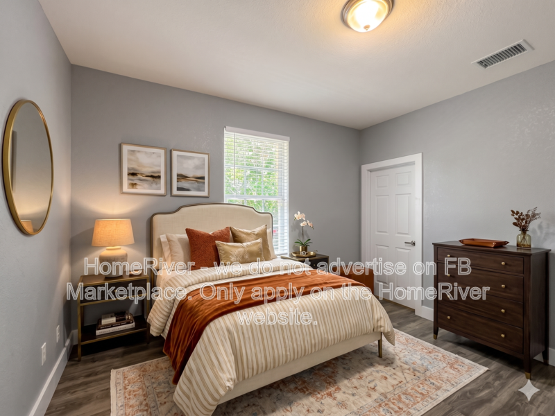 Available Now| Attached Garage | Pets Welcome property image