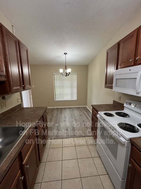Apply Now!!! 3059 AUTUMN CT property image