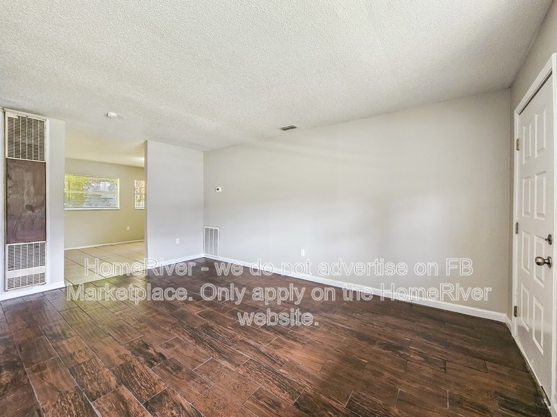 1550 Wright Drive: Pets Welcome | Covered Front Porch | 1 Car Garage property image