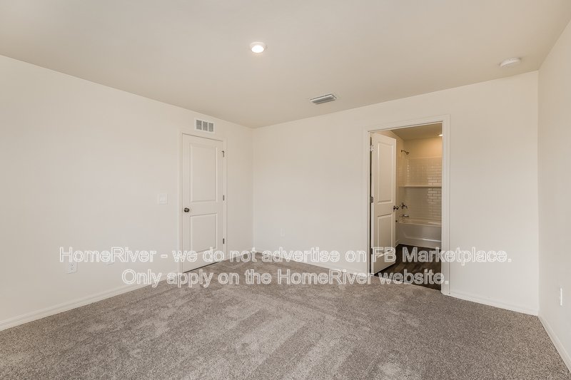 Available Now | Pets Welcome |  3 Beds | 2 Car Garage property image