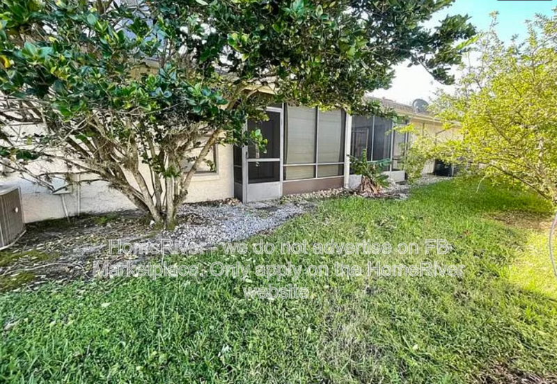 Apply Now!!! 12253 Augusta Woods Cir property image