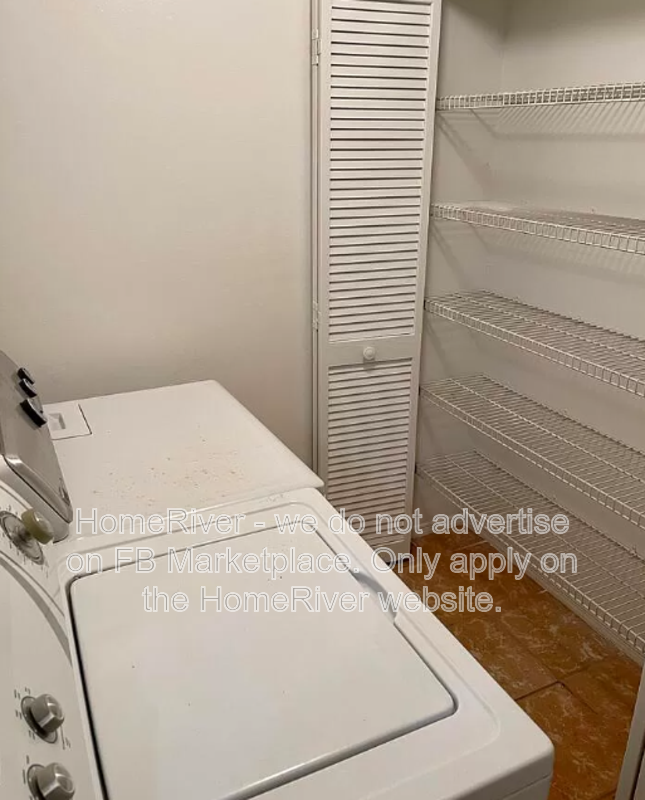 Apply Now!!! 12253 Augusta Woods Cir property image