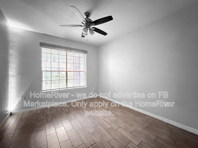 1 car garage!!!  8301 Elm Park Dr #6111 property image