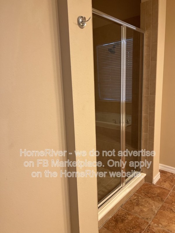 Available For Rent! 12959 Runswick Ave property image