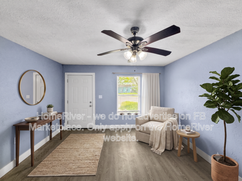 Renovated 2BR w/ Screened Lanai - Pet Friendly property image