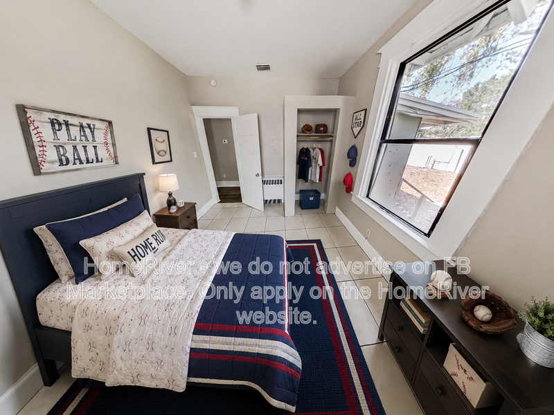 Detached Garage | W/D included | Large Yard | Tile Flooring property image
