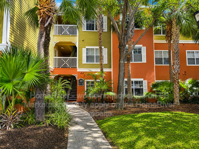 Pet Friendly | screened Porch | LVP Flooring | In-unit W/D | Comm Pool property image