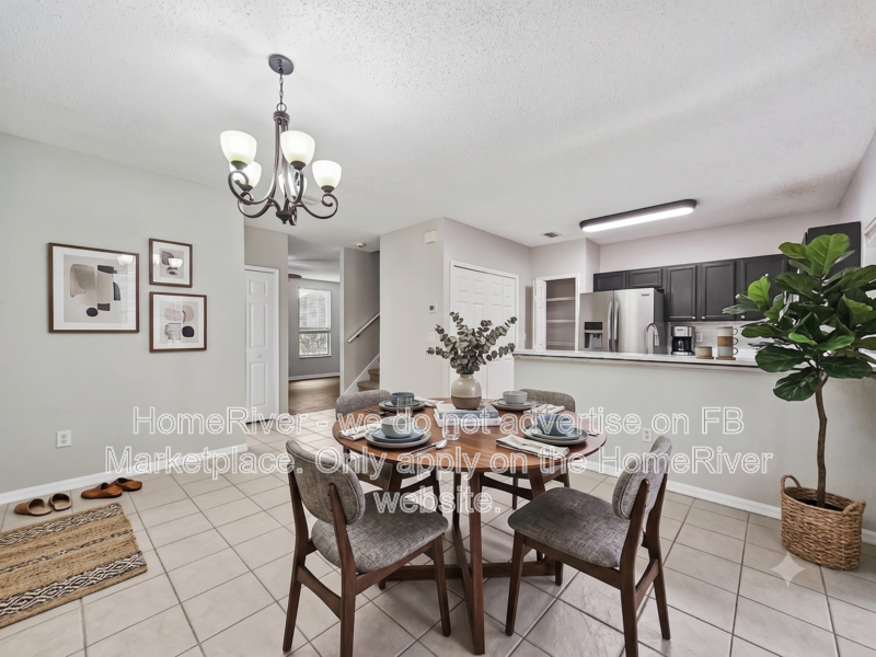 3BR/2.5BA Townhome - Screened Lanai property image