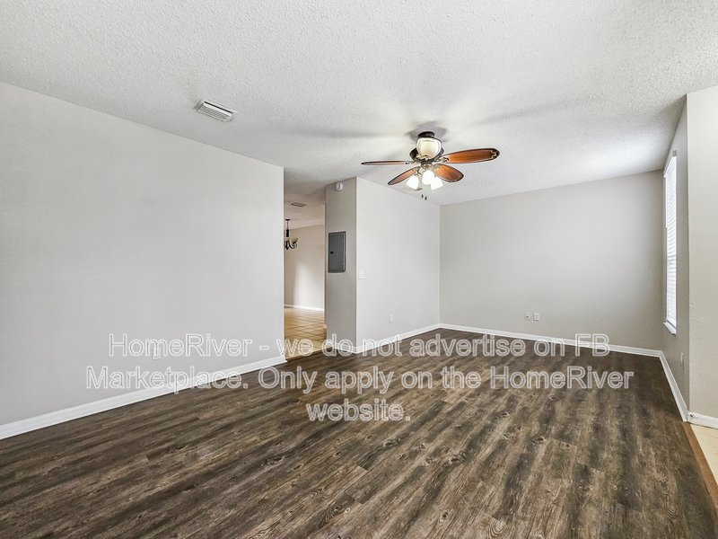 3BR/2.5BA Townhome - Screened Lanai property image