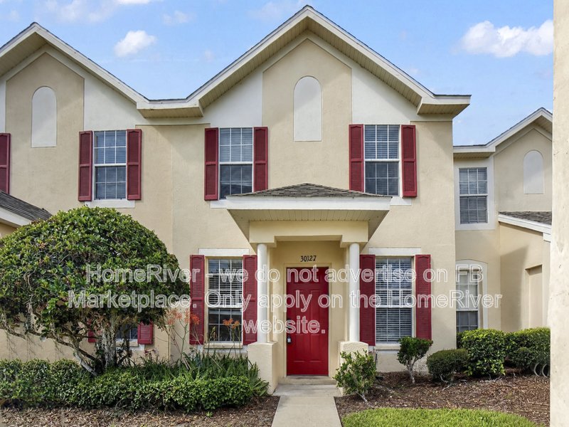 3BR/2.5BA Townhome - Screened Lanai property image