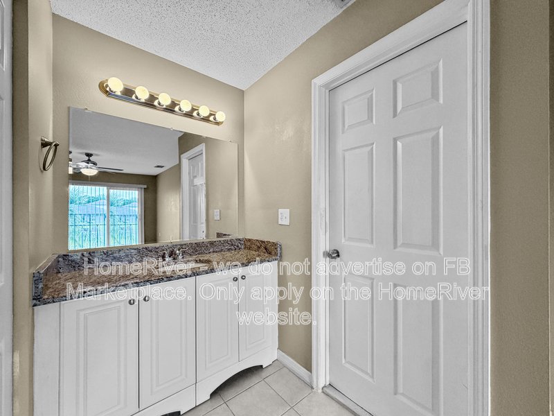 404 Hunter Cir property image