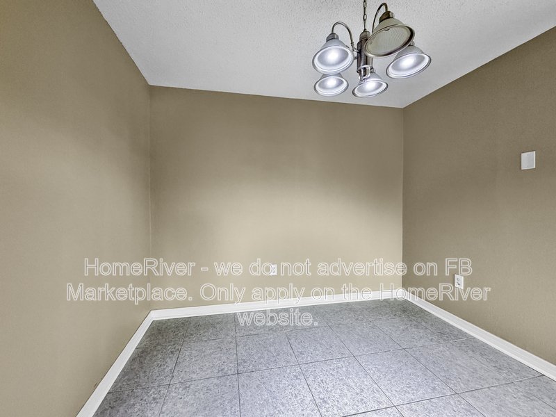 404 Hunter Cir property image