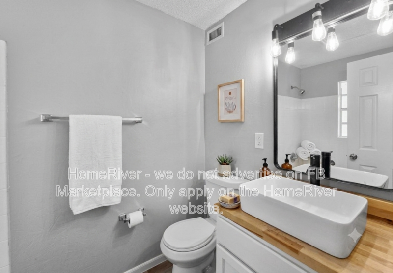 Updated Pet-Friendly 2BR Loft Unit in Belleview | Section 8 Welcome property image