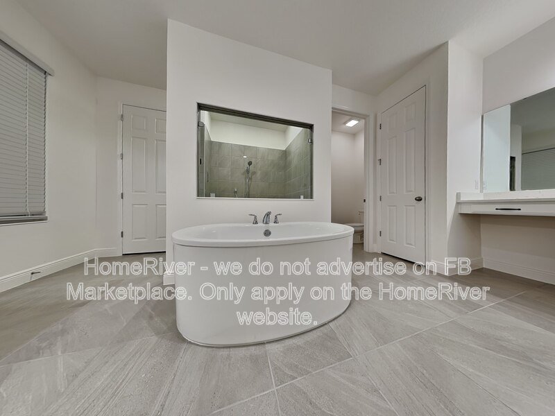 5 BR Hanover Lakes Home | Loft | Pond View | 3 Car Garage property image