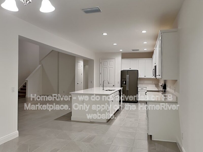 5 BR Hanover Lakes Home | Loft | Pond View | 3 Car Garage property image