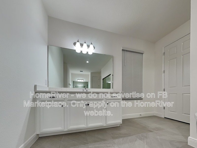 5 BR Hanover Lakes Home | Loft | Pond View | 3 Car Garage property image