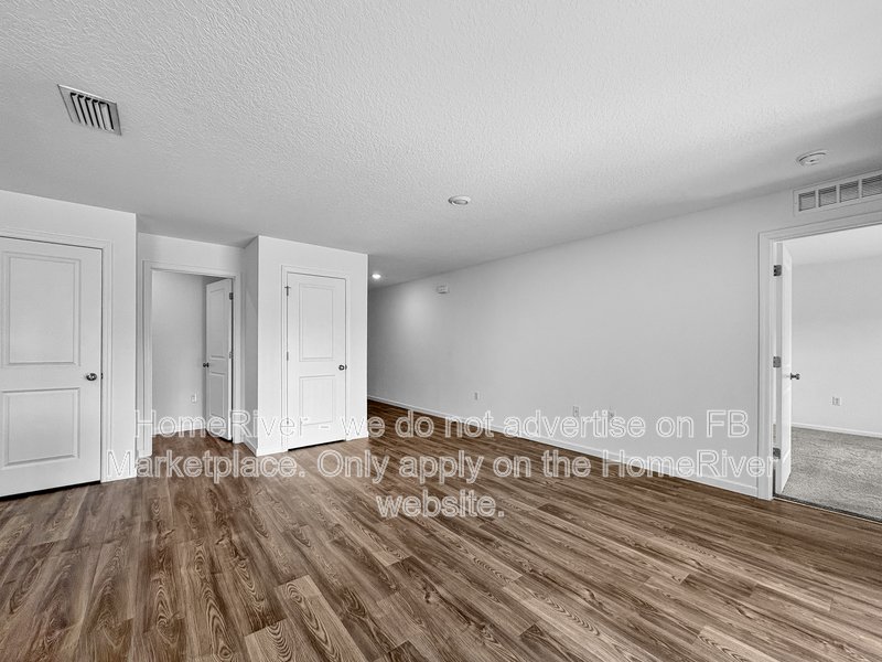 Available Now | Pets Welcome |  3 Beds | 2 Car Garage property image