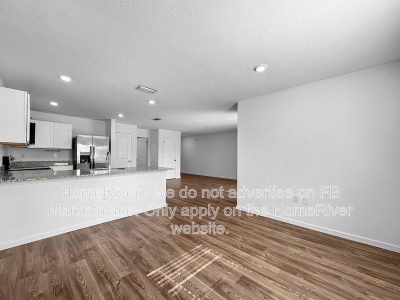 Available Now | Pets Welcome |  3 Beds | 2 Car Garage property image
