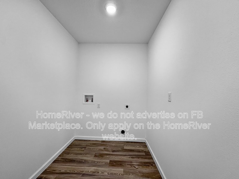 Available Now | Pets Welcome |  3 Beds | 2 Car Garage property image