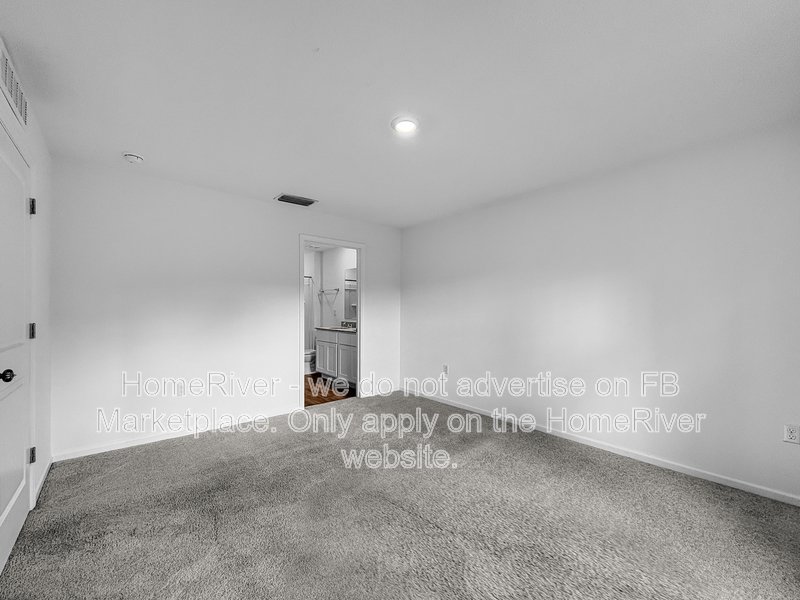 Available Now | Pets Welcome |  3 Beds | 2 Car Garage property image