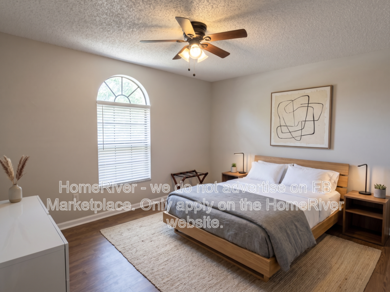 Screened Patio | Large Yard | Attached Garage | Vinyl Flooring property image