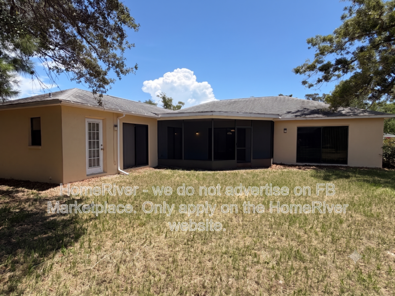 Screened Patio | Large Yard | Attached Garage | Vinyl Flooring property image