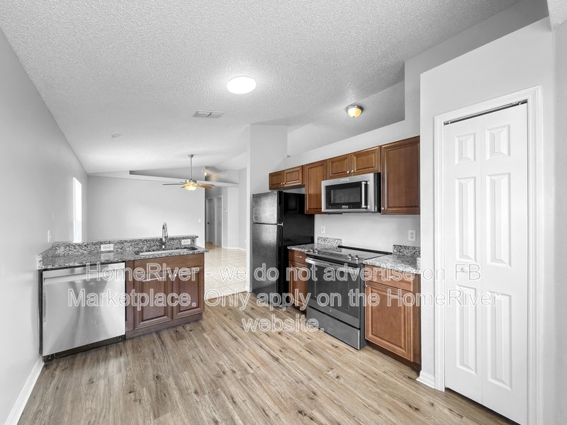Available Now | Pets Welcome | Covered Front Porch | 3 Beds property image