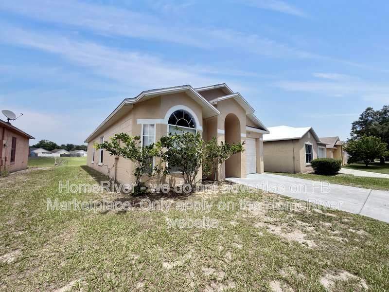 Available Now | Pets Welcome | Covered Front Porch | 3 Beds property image