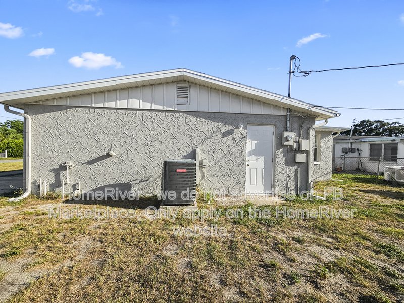 Available Now | Pets Welcome | 3 Beds | Attached Garage property image