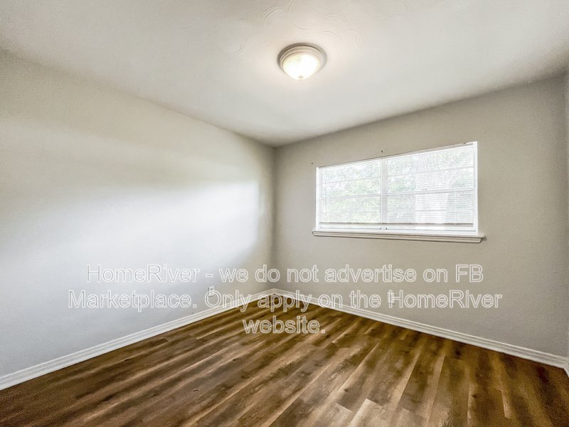 Available Now | 4 Beds | Pets Welcome property image