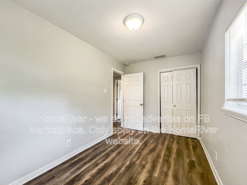 Available Now | 4 Beds | Pets Welcome property image