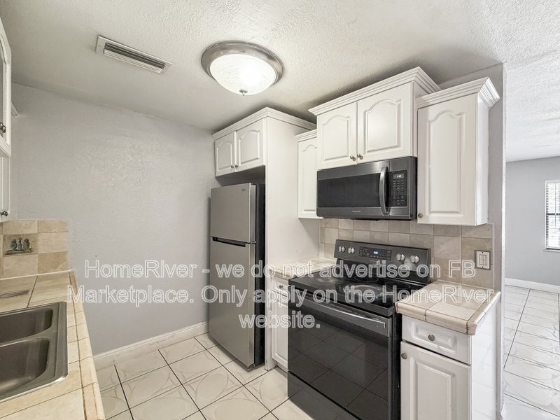 Available Now | Pets Welcome |4 Beds property image