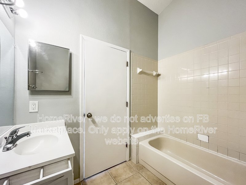 Available Now | Pets Welcome | Enclosed Patio property image