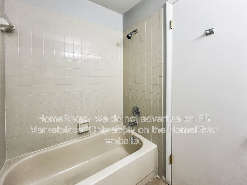 Available Now | Pets Welcome | Enclosed Patio property image
