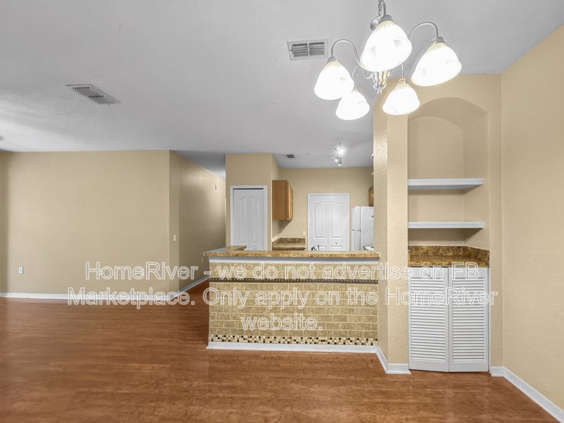 Apply Now!!! 6141 METROWEST BLVD UNIT 204 property image