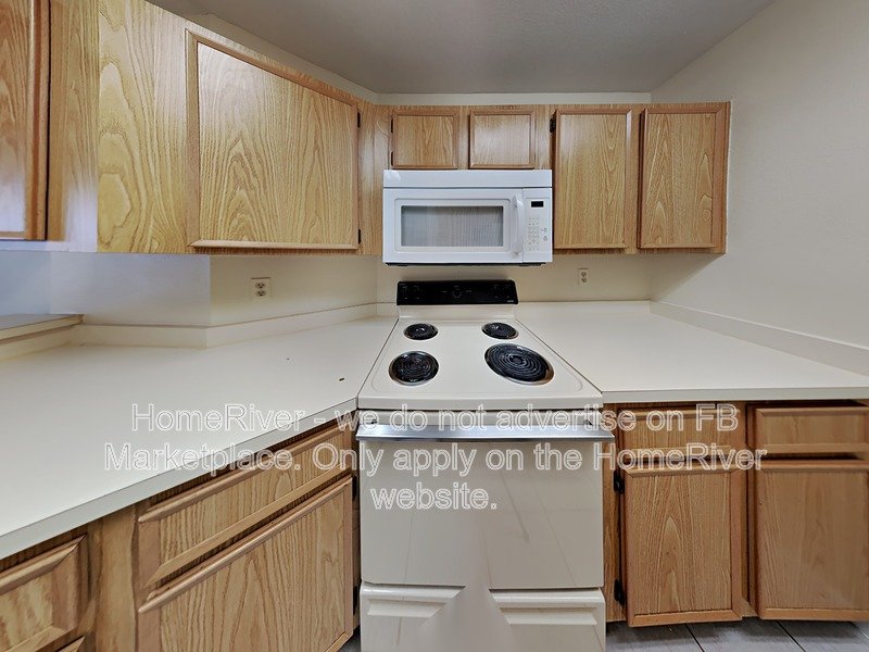 Screened Balcony | W/D Included | Pet Friendly | Community Pool property image