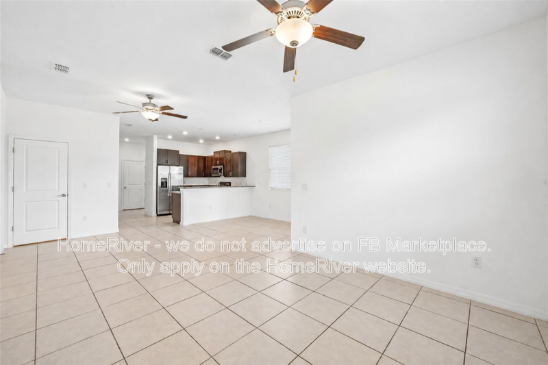 Pet Friendly | End Unit | W/D Included | Attached Garage | Ceiling Fan property image