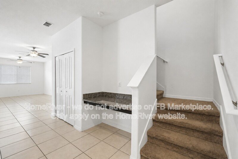 Pet Friendly | End Unit | W/D Included | Attached Garage | Ceiling Fan property image