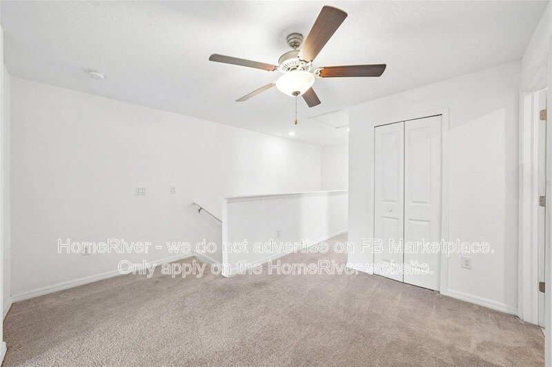 Pet Friendly | End Unit | W/D Included | Attached Garage | Ceiling Fan property image