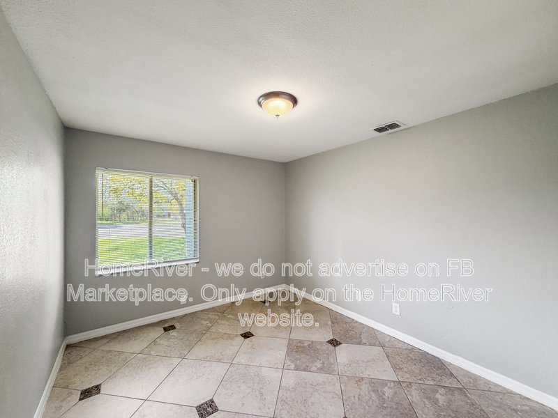 Available Now | Pets Welcome | Covered Lanai | 4 Beds property image
