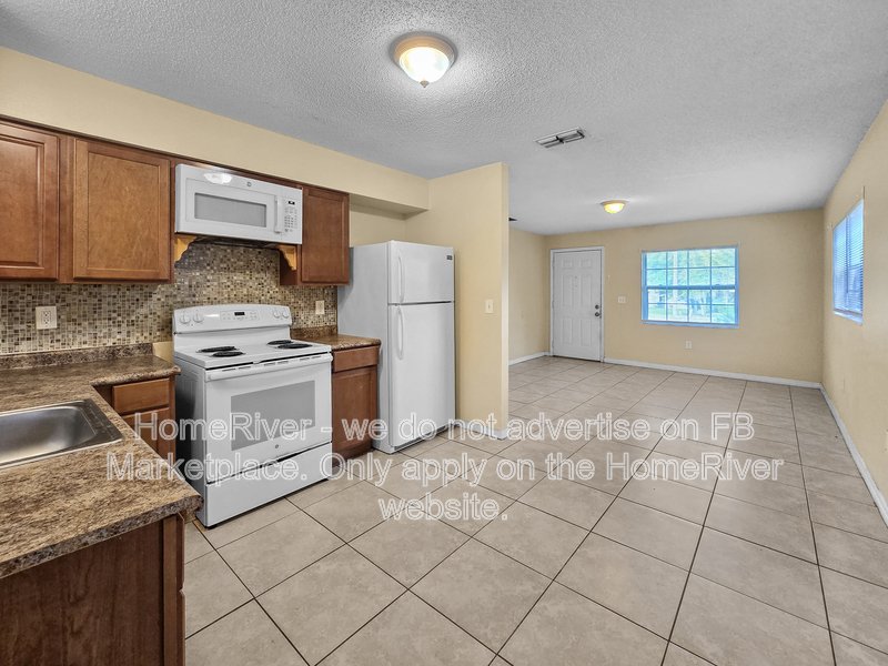 Apply Now!!! 1111 TUSKEGEE ST UNIT A LEESBURG FL 34748 property image